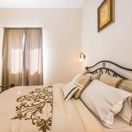 15000d Apartmán *